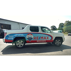 Remax truck